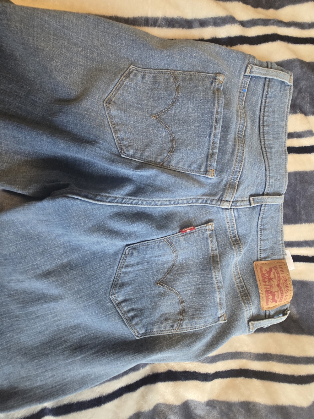 Women's Levi's Shaping Skinny Jeans